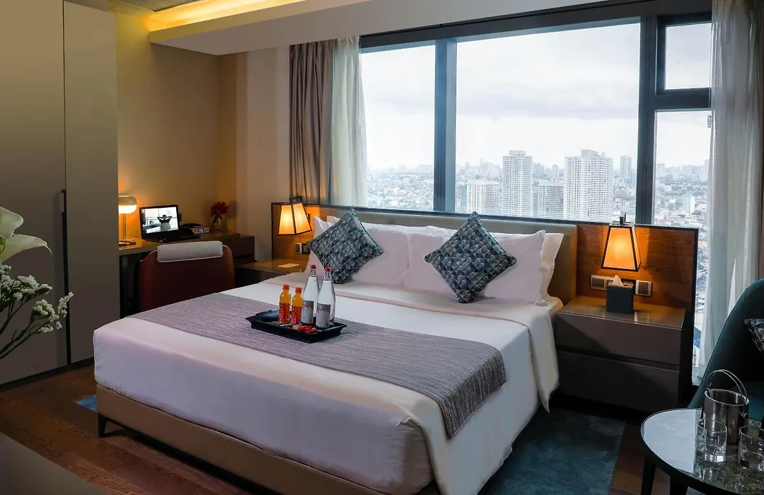 Oakwood Makati Avenue-1