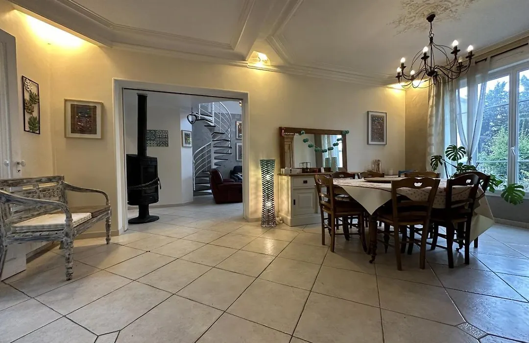 La Maison Des Lumieres-1