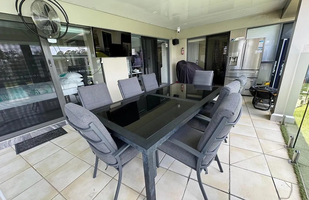 Lakeside Retreat-1