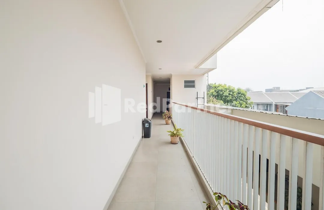 Palm Eight Mitra Reddoorz-1