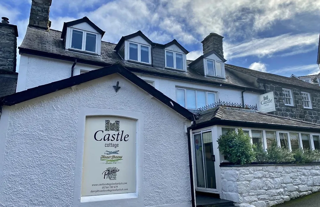 Castle Cottage Inn-1