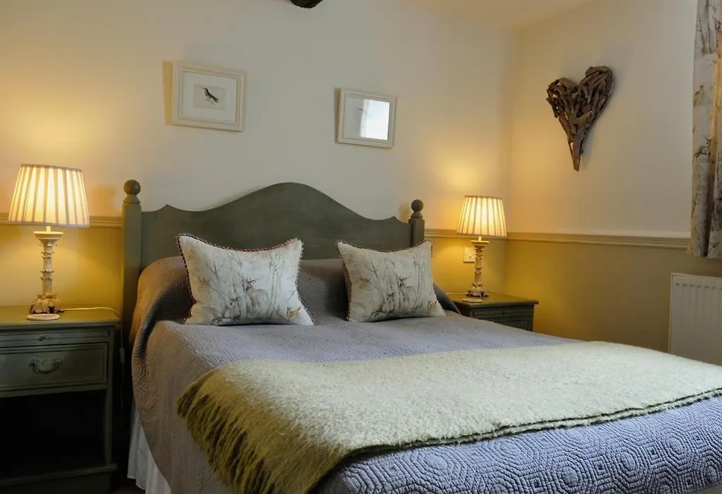 The Castle Arms Inn-1