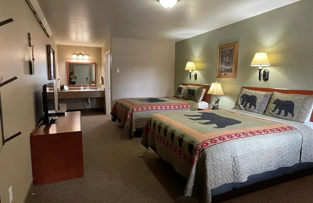 Antlers Lodge-1