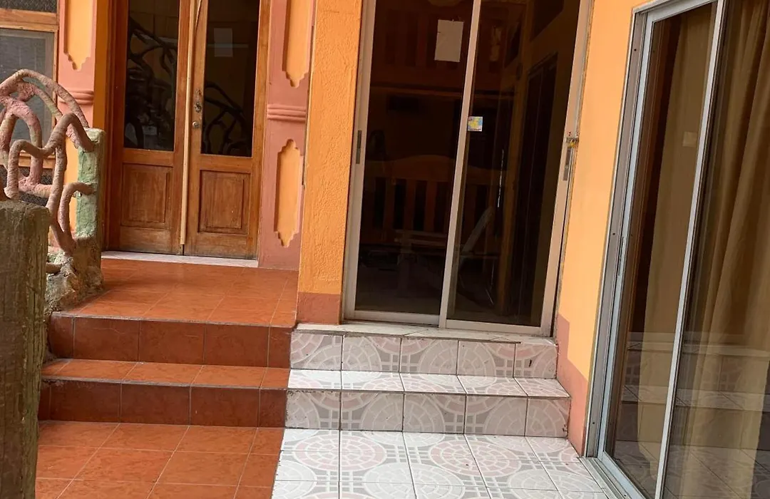 Hotel Aurora-1