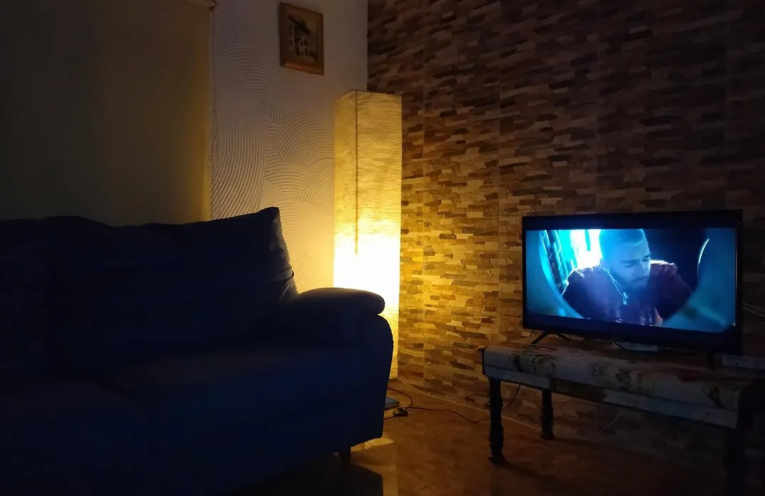 Habitación natural rústica en casa compartida-1