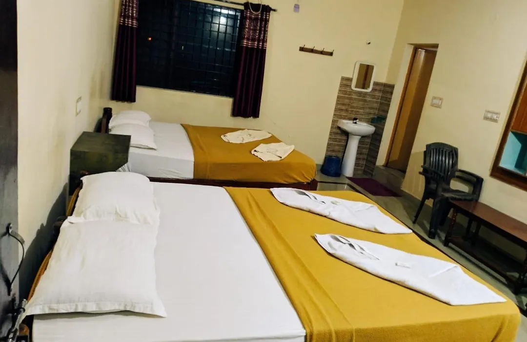 Hotel Varsha Hampi-1