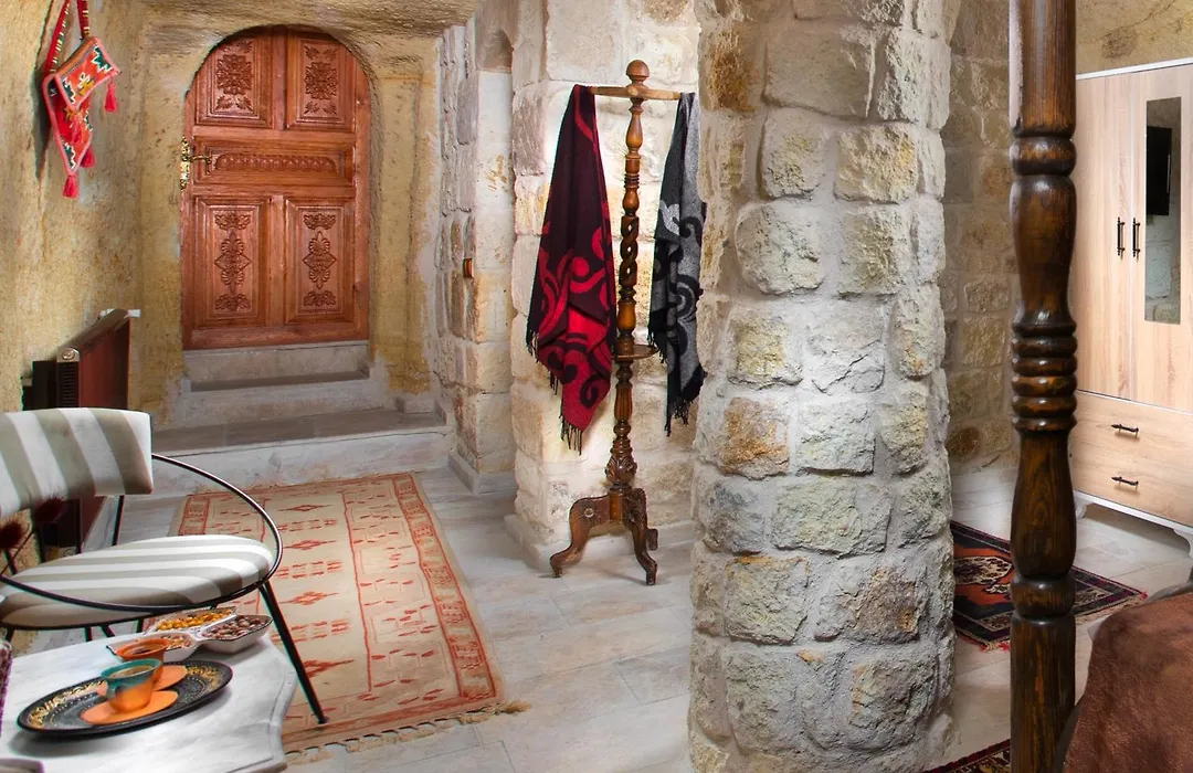 Romantic Cave Hotel-1
