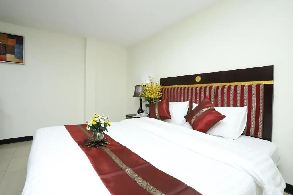 Lucky Palace Hotel-1
