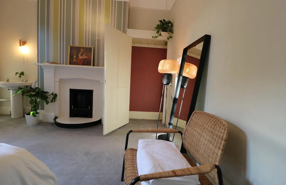 Mossley Hill Retreat-1