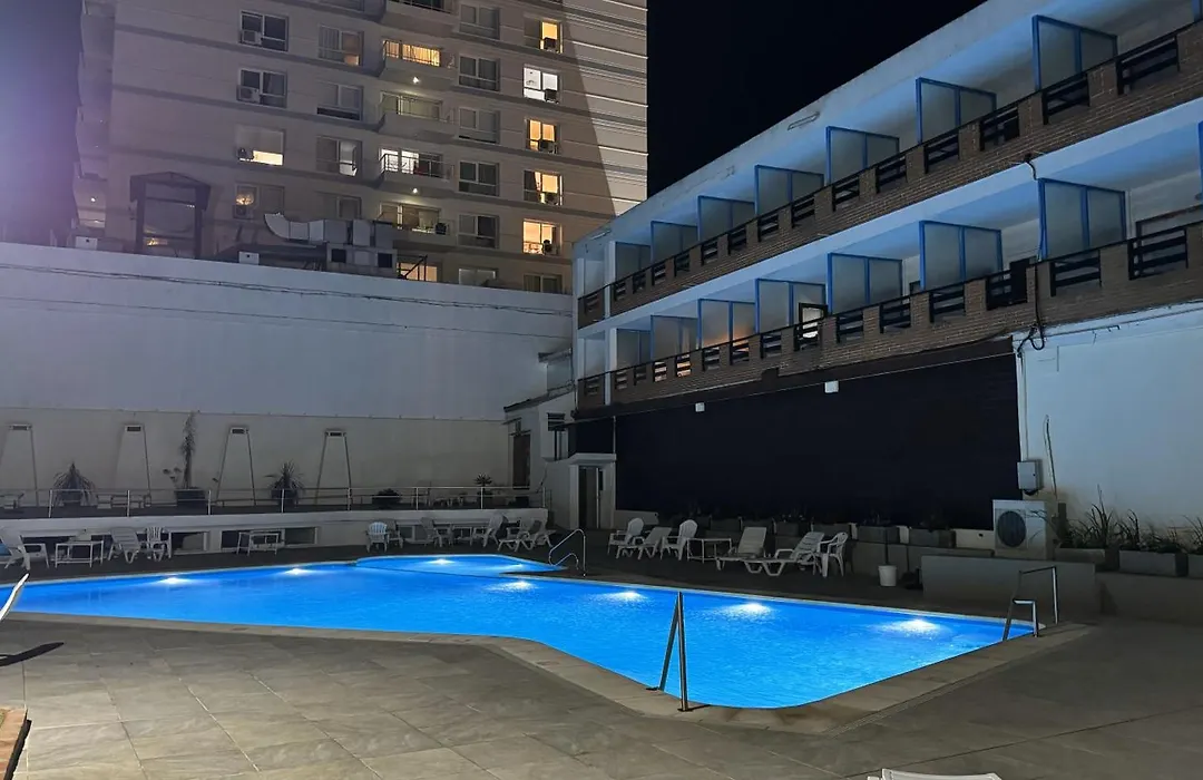 Hotel Peninsula-1