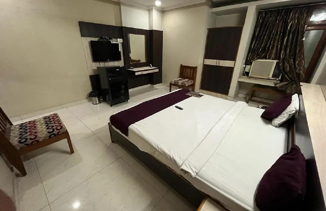 Hotel Anand-1