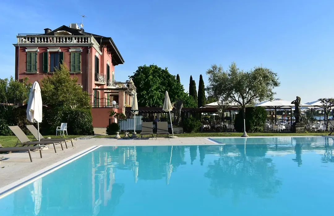 Villa Pioppi Hotel-1