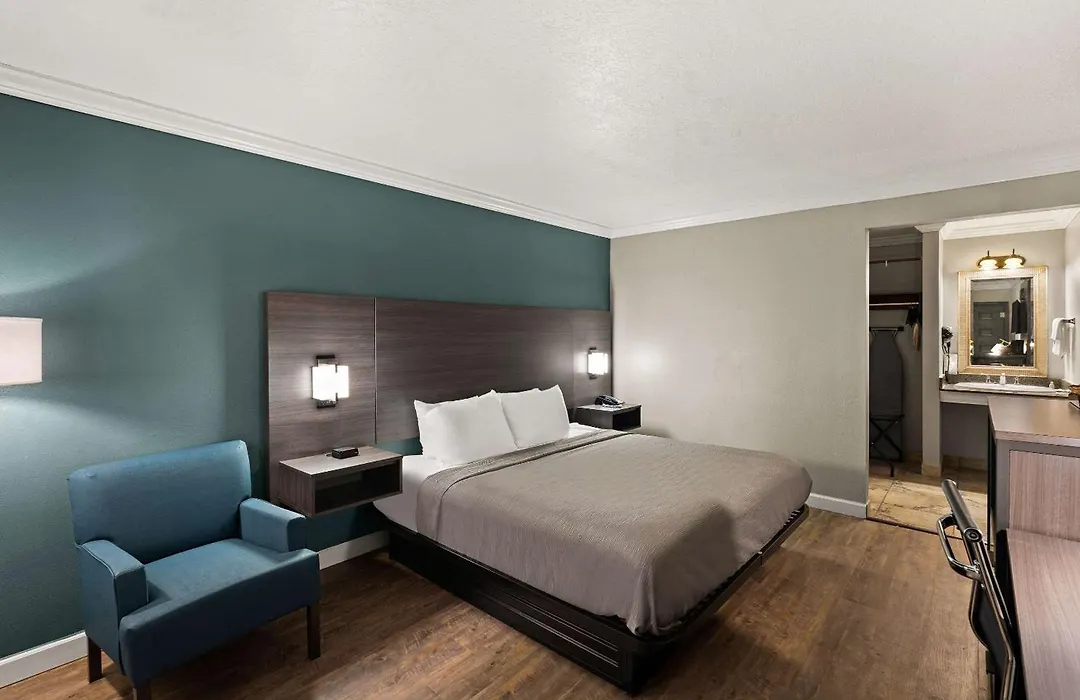 Quality Inn Ocean Springs - Biloxi East-1
