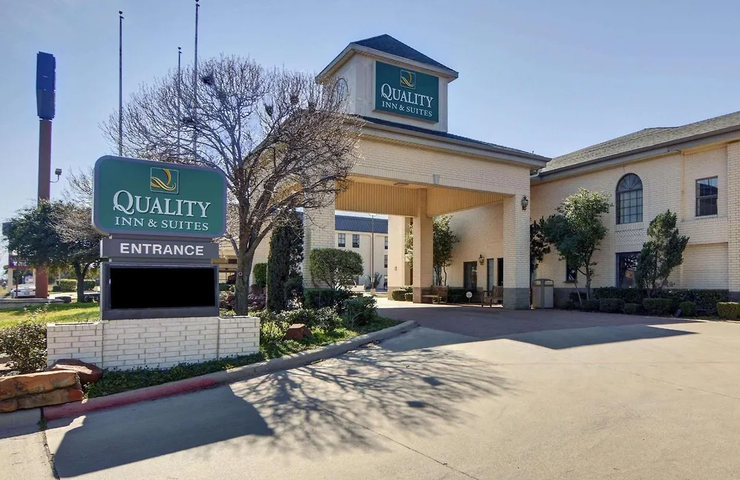 Quality Inn & Suites Weatherford-1