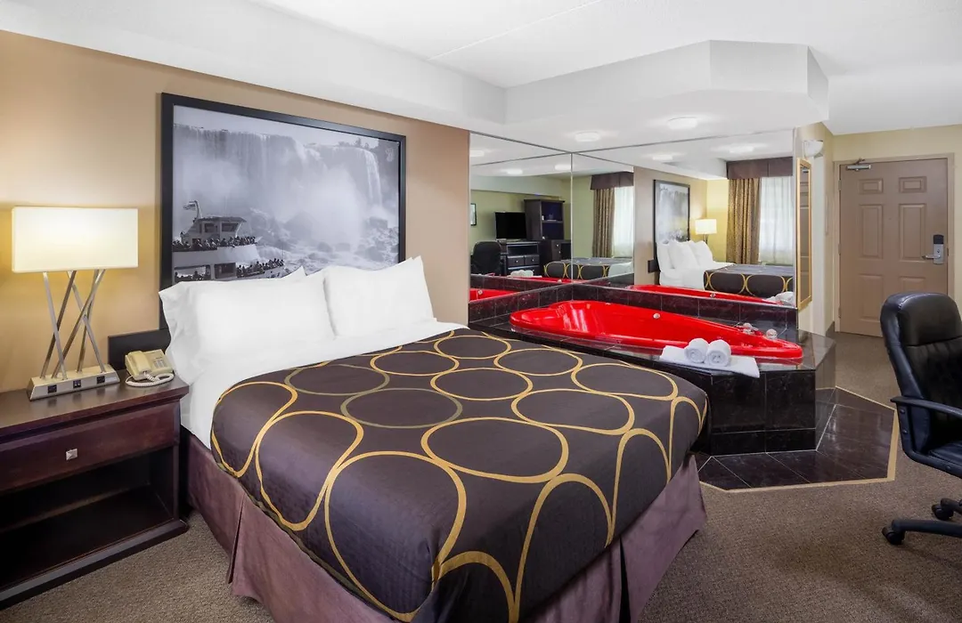 Super 8 By Wyndham Niagara Falls By The Falls-1