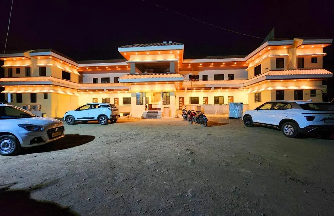 Hotel Kanhaiya & Restaurant-1