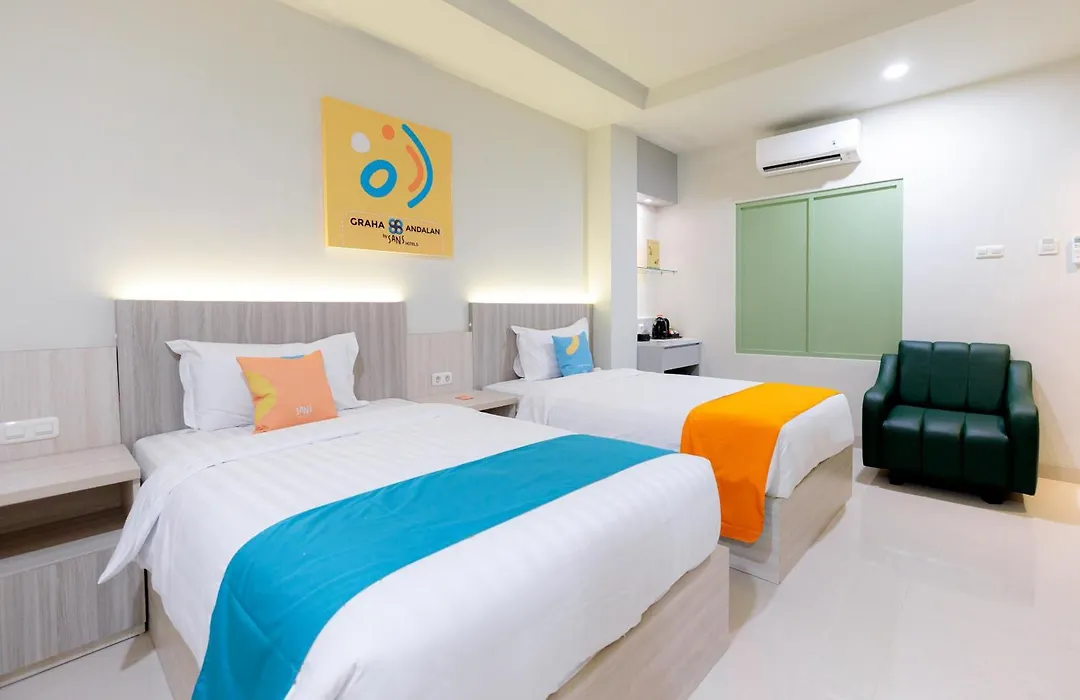 Sans Hotel 88 Andalan Surabaya by RedDoorz-1