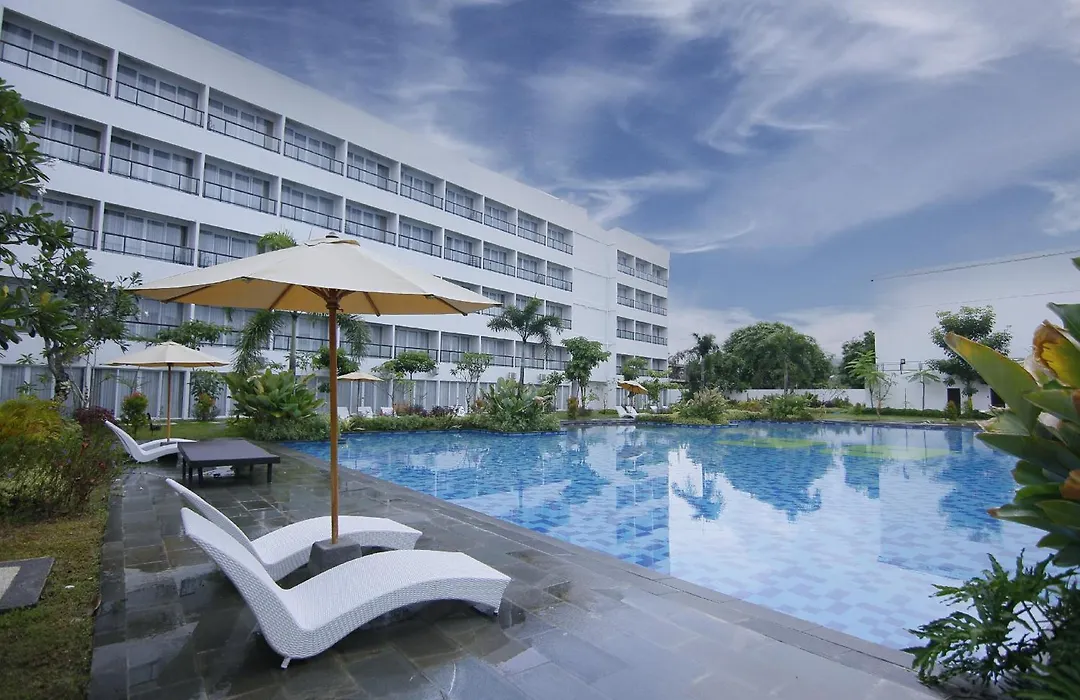 Raja Hotel Kuta Mandalika Resort & Convention-1