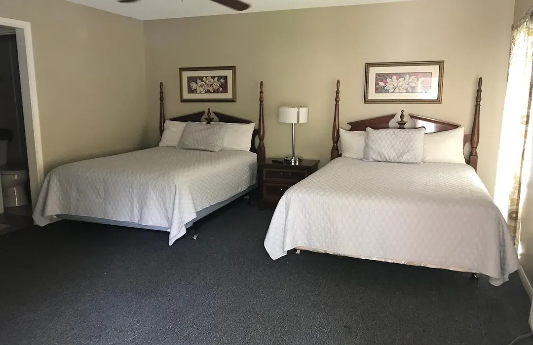 Columbia Lakes Hotel & Conference Center-1