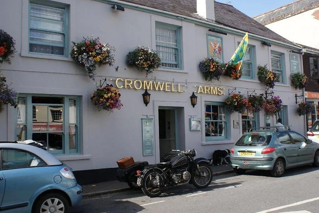 Cromwell Arms-1