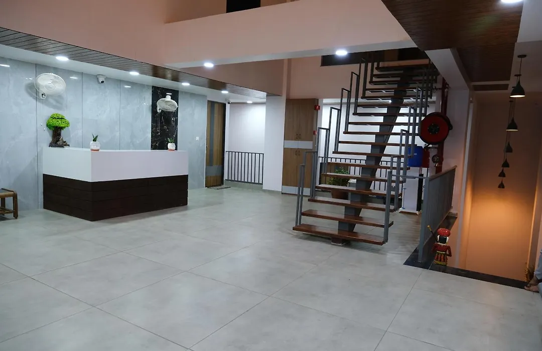 Hotel Shree Ram-1