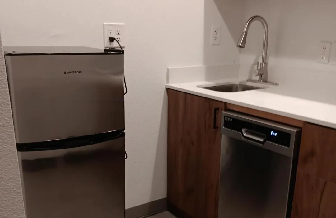 Stateline Stayovers Extended Stay Hotel-1