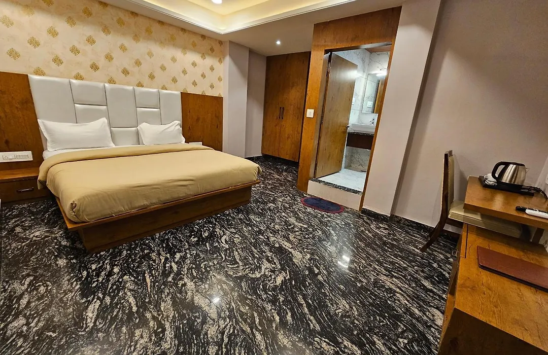 Kanha Inn-1