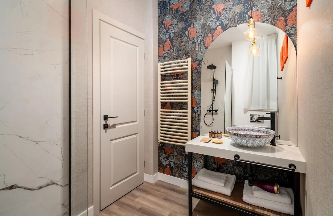 Siesta Boutique Smart Suites-1
