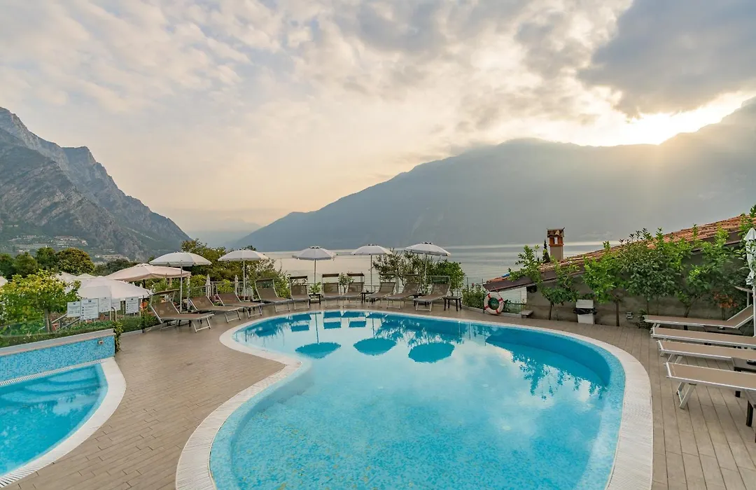 Garda Suite Hotel - Adults Only Hotel-1