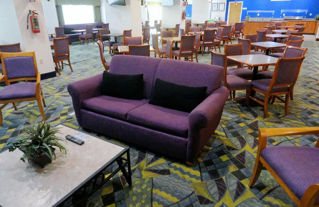 Holiday Inn Express&Suites Toluca Zona Aeropuerto, an IHG Hotel-1