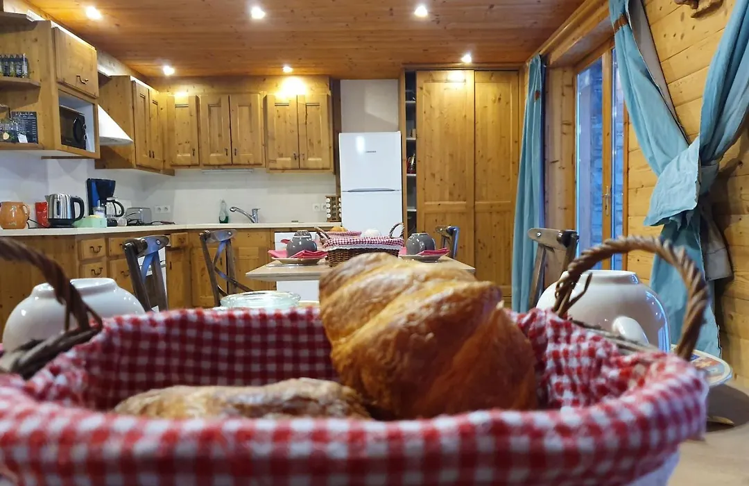 Chalet Le Bois Joli-1
