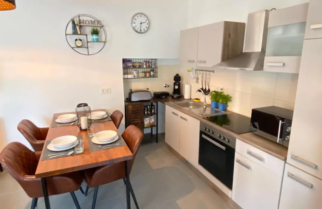 Schulz Apartments-1