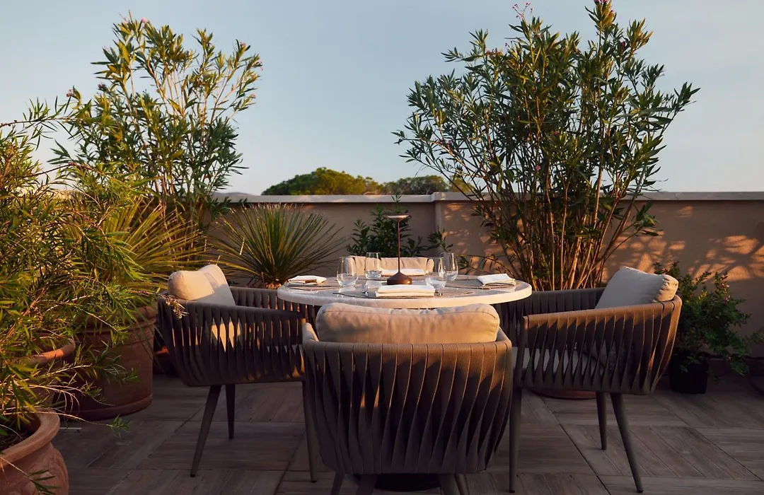La Fleur Boutique Hotel-1