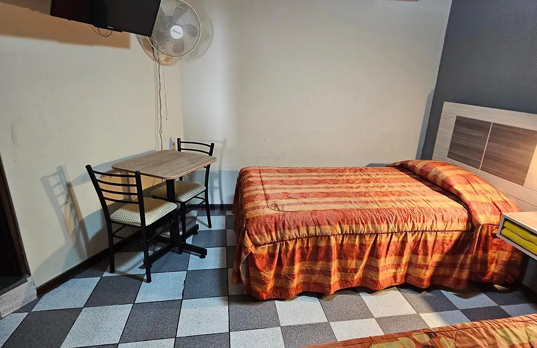 Hostal La Cascada-1