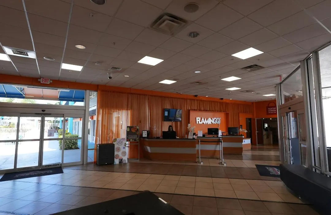 Ramada By Wyndham Flamingo Water Park-1