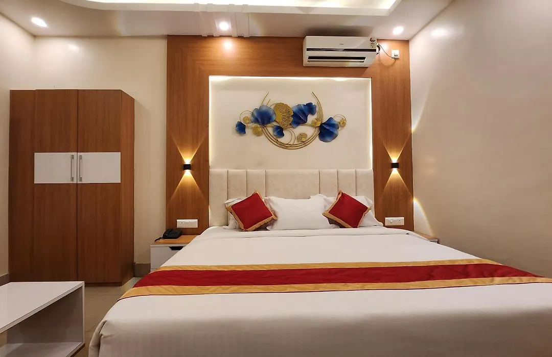 Hotel Priyadarsini-1