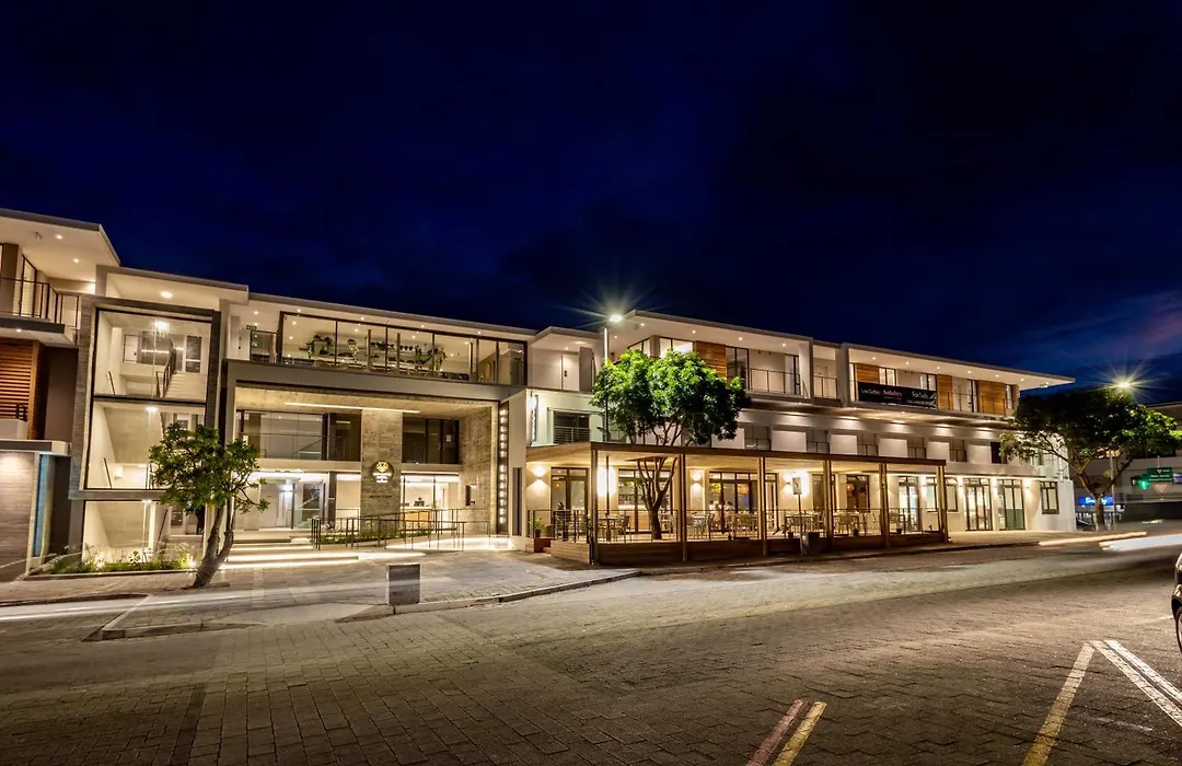Plett Quarter Hotel - Lion Roars Hotels & Lodges-1