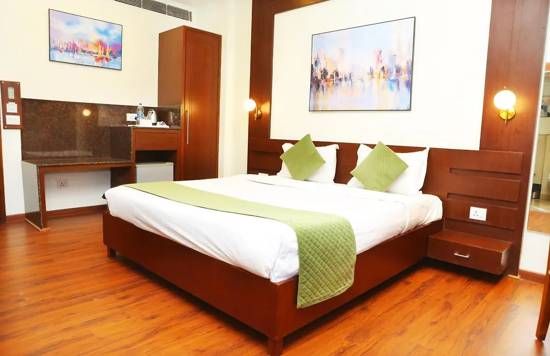 Karon Hotels - Lajpat Nagar-1