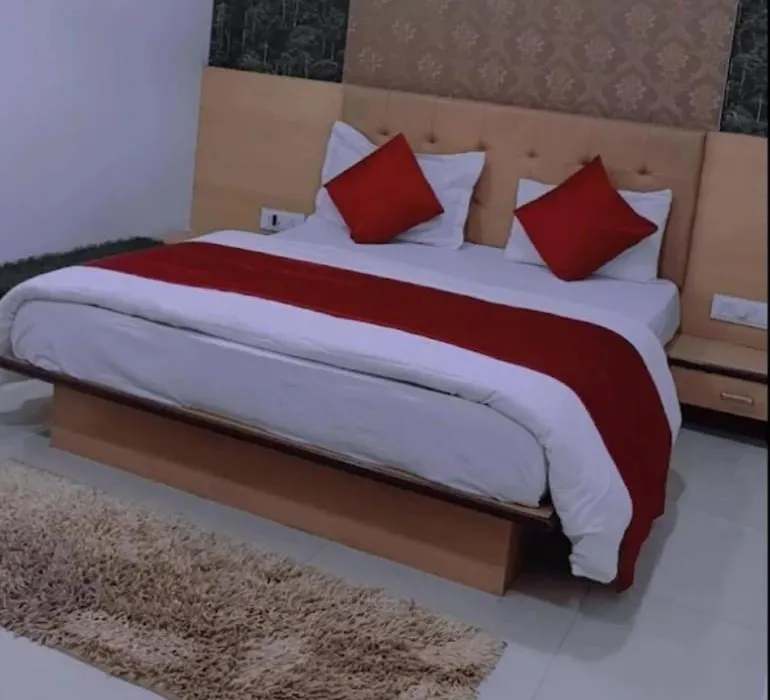 Hotel Globle-1