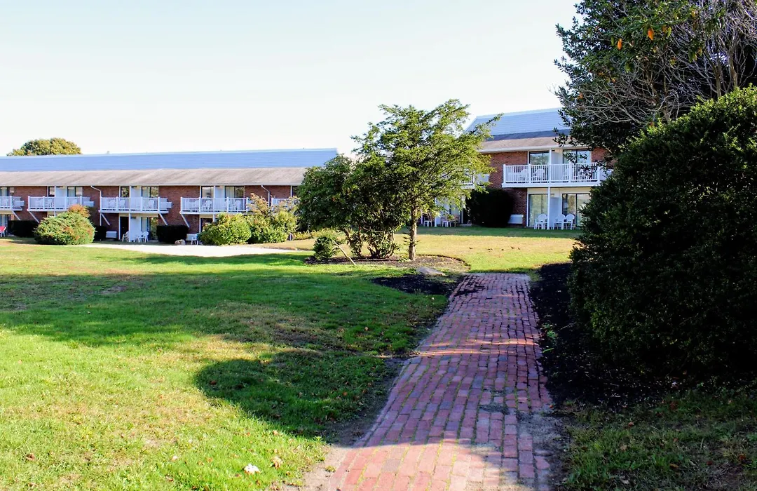 Cape Cod Irish Village - The Emerald Resort-1