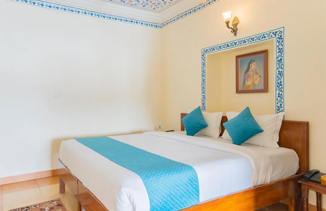 Natural Lake View Hotel-1