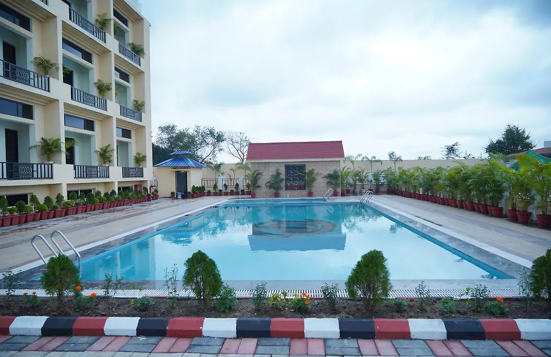 Hotel Kp Palace-1