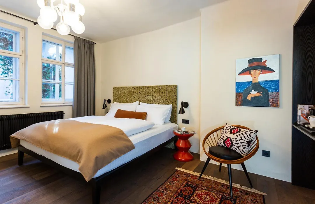 Goldenstern Townhouse-1