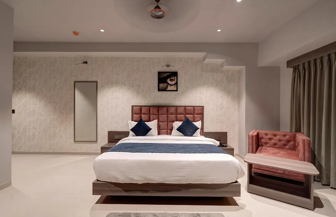 Hotel Sparsh Divine-1