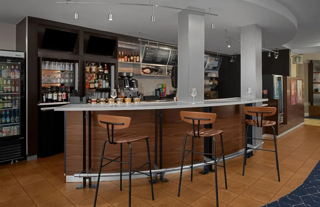 Courtyard By Marriott Phoenix West/Avondale-1
