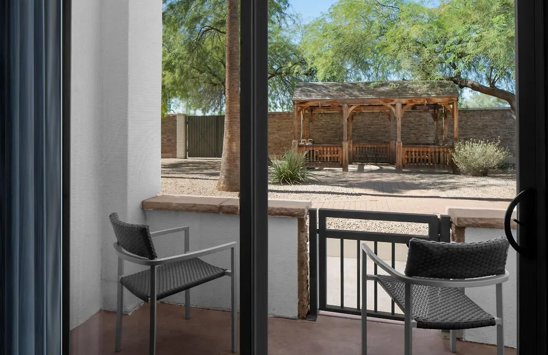 Courtyard By Marriott Phoenix West/Avondale-1