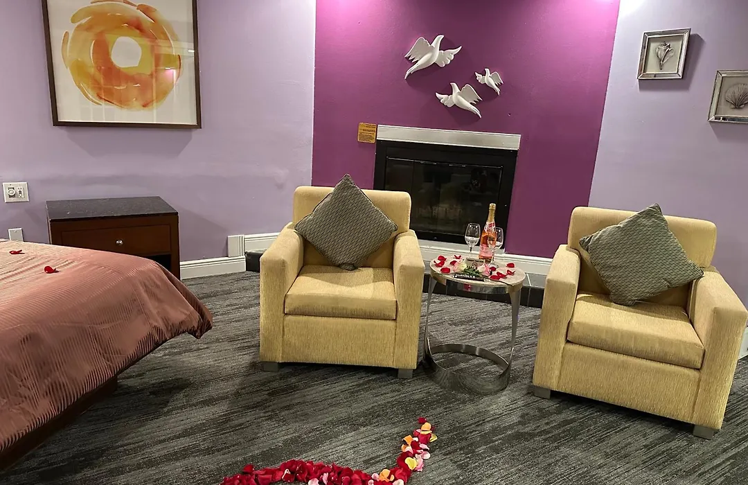 Inn Of The Dove Harrisburg-Hershey Romantic Suites-1