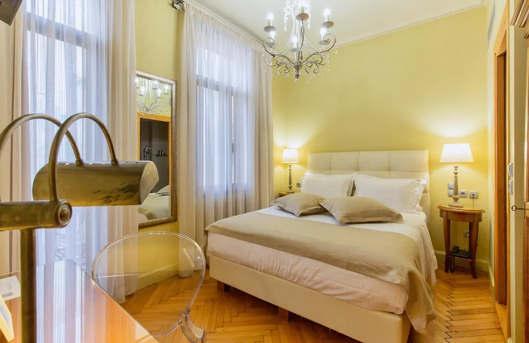 Sweet Home Hotel-1