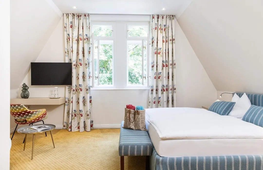 Dermuth Hotels - Parkvilla Woerth-1