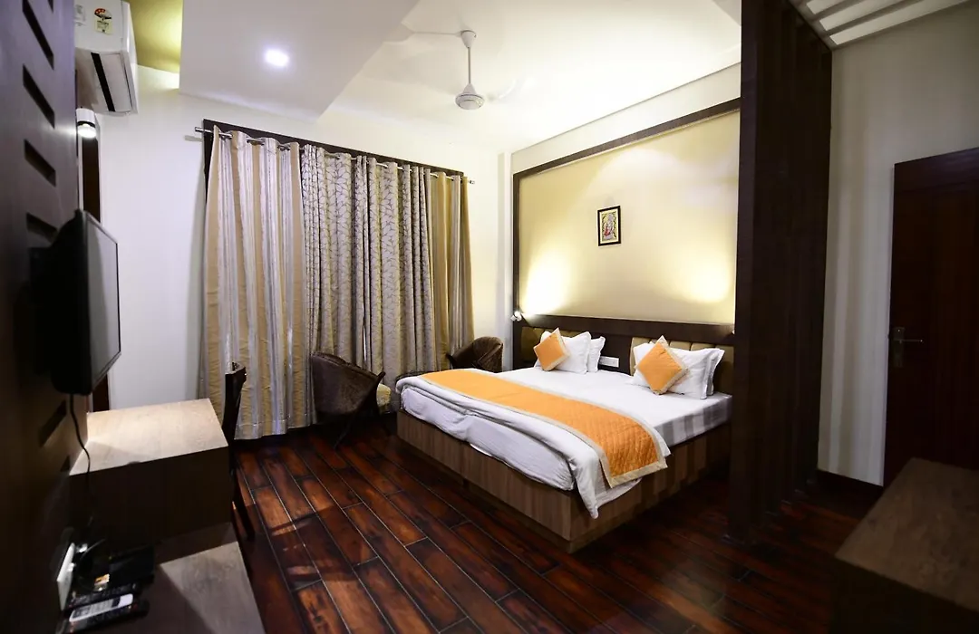 Hotel Jataka Inn-1
